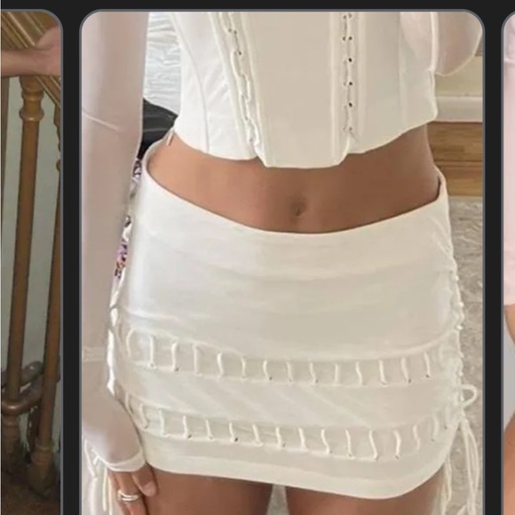 With Jean white mini skirt - Picture 2 of 3